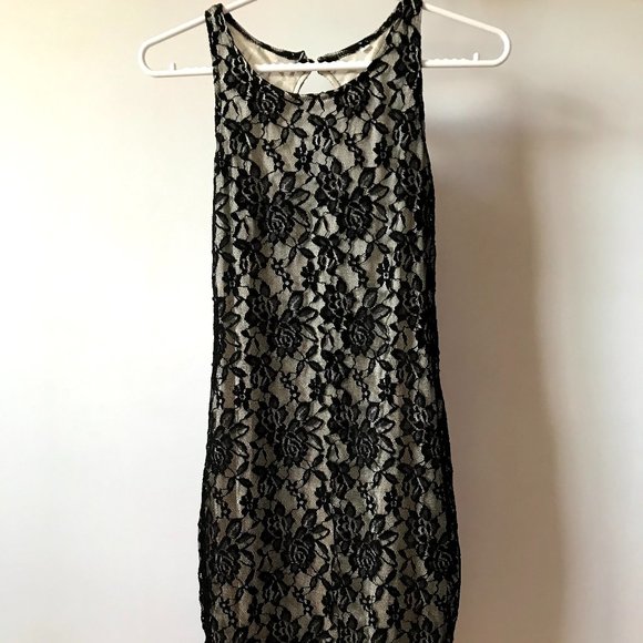 Black Laced Sleeveless Mesh Dress with Cream Coloured Inner Lining - Picture 1 of 2